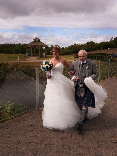 mobile - carousel-hero-element image-4